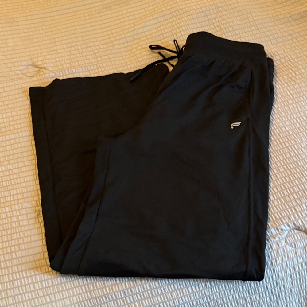 Fabletics Women’s Black Wide Leg Pants Large